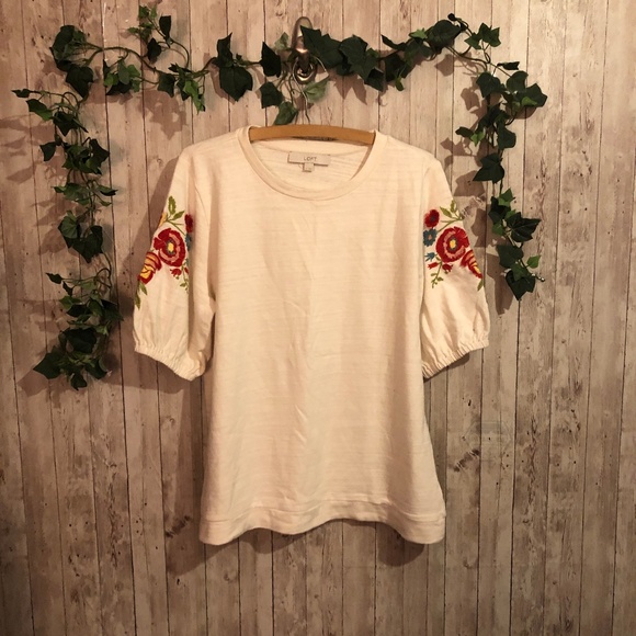 LOFT Sweaters - Loft Puffer Sleeve Embroidered Floral Sweater Top
